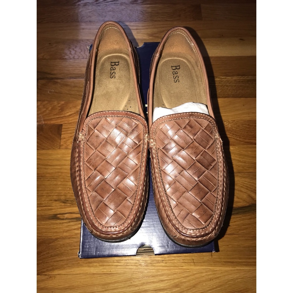 NWT Bass Genuine Leather Shoes